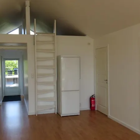 Luftig Og Koselig Appartement